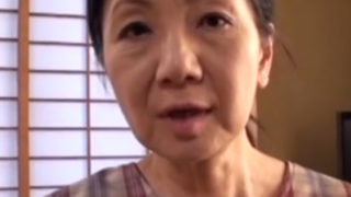 田舎に住む56歳の五十路美熟女とエッチするアダルト動画【無料】