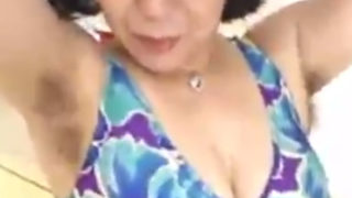 還暦爆乳豊満ぽっちゃり腋毛美人ババアと中出しエッチするアダルト動画