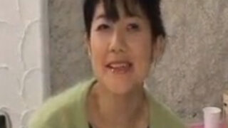 超カワイイ五十路エロ美熟女と性行為するアダルト動画【無修正】